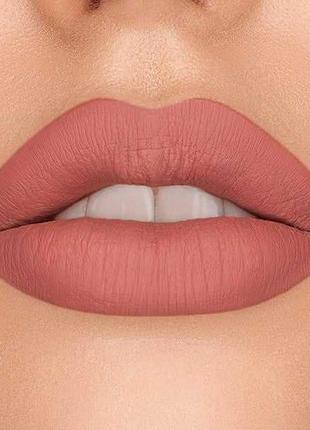 Матова помада nabla dreamy matte liquid lipstick roses 3ml.