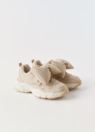 Кроси zara