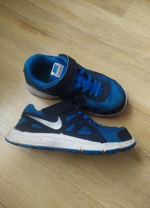Кроссовки nike