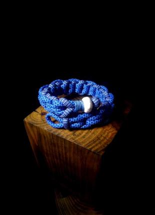 Браслет из паракорда.