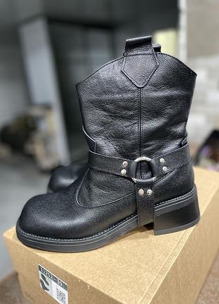 Трендовые кожаные ботинки в ковбойском стиле, 39р