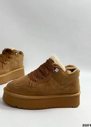 Ультракороткие угги на шнуровке с массивной подошвой