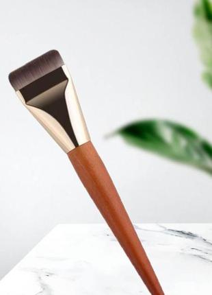 Плоский пензлик для нанесення кремових текстур з таклому
