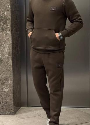 Спортивний костюм в стилі calvin klein