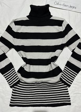 Жіноча трендова чорно-біла туніка з люрексом, теплий блискучий подовжений светр з горлом, джемпер у смужку з коміром, розмір xs/s/m