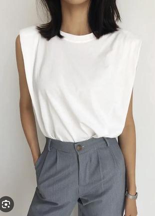 Футболка в стиле zara