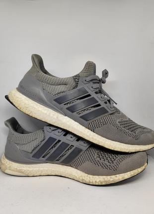 Кроссовки adidas ultraboost 1.0(hq4200) в удовольственном состоянии.