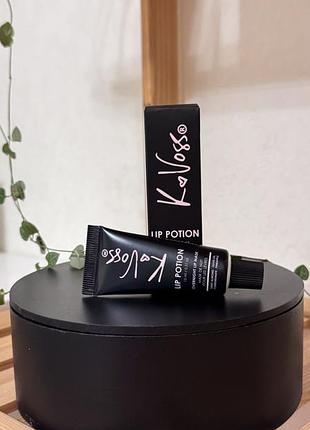 Зволожуючий бальзам-маска для губ