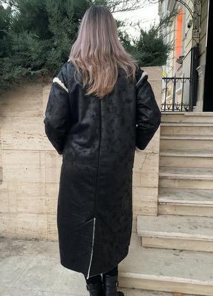 Нова жіноча еко дублянка чорна довга еко хутро пальто дублянка чорного кольору з білим...