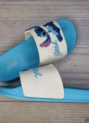 Шлепанцы stitch