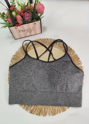 Топ спортивний зручний якісний