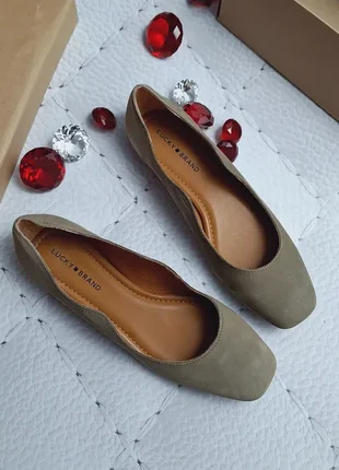 Lucky brand оригінал оливкові замшеві (нубук) балетки