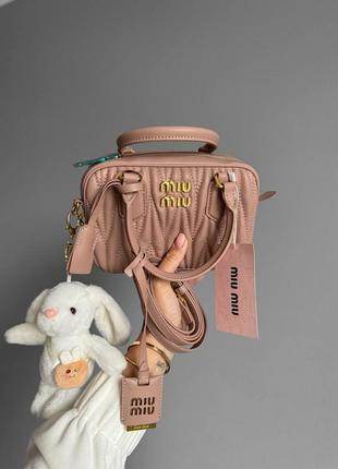 Женская сумка в стиле miu miu arcadie beige leather bag