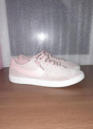 Кроссовки nike. размер 41/42