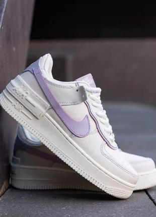 Женские кроссовки nike air force 1 shadow белые с фиолетовым