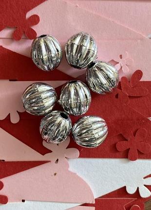 Бусины для рукоделия