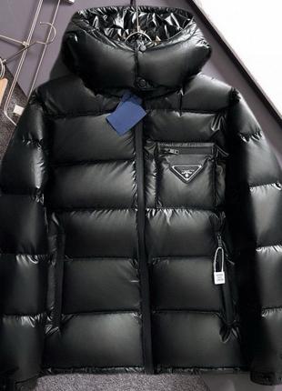Пуховик у стилі prada