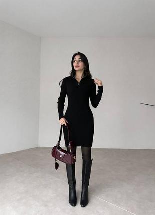 Платье мини в рубчик