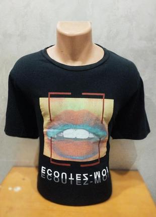 Urban outfitters, чоловіча футболка з яскравим принтом