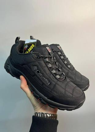 Columbia waterproof low black red