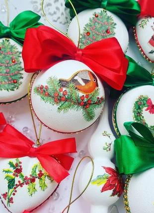 Новогодние игрушки ручной работы