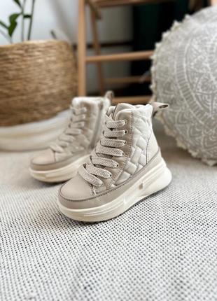 Зимние ботинки на девочку