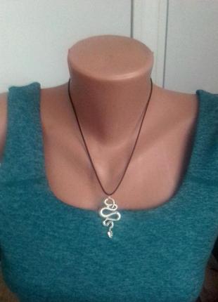 Кулон/підвіска  змія на чорному шнурі