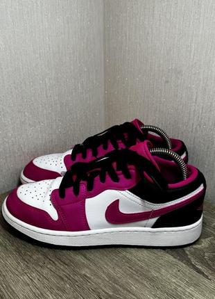 Кроссовки jordan 1 low fierce pink gs