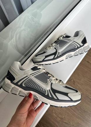 Nike zoom vomero 5 grey