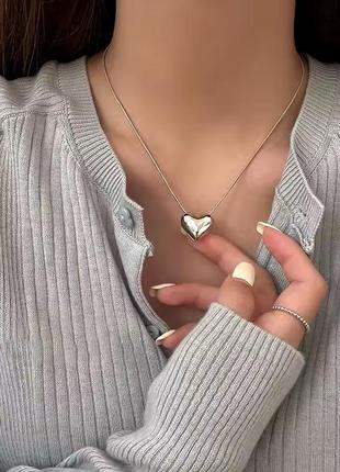 Прикраса ланцюжок з об'ємний серцем біжутерія високої якості