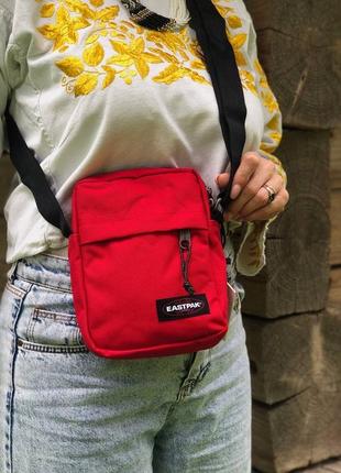 Месенджер eastpak messenger red