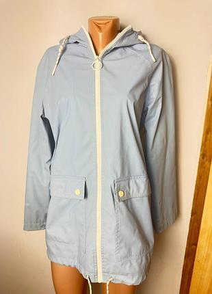 Ветровка женская голубого цвета стан идеальное pull &amp; bear