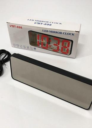 Електронний настільний led годинник від usb vst-898-4 з будильником і термометром оригінальний настільний годинник10 фото