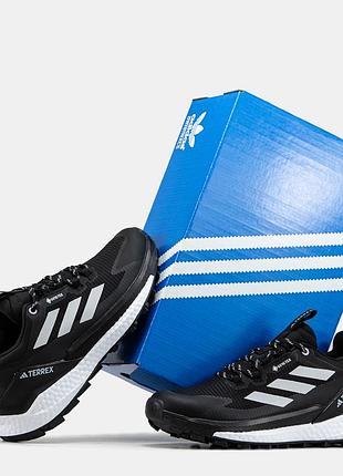 Зимові чоловічі кросівки adidas terrex free hiker 2.0 gore-tex black white winter адідас чорного з білим кольорів термо