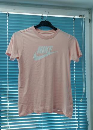 Женская футболка nike tee