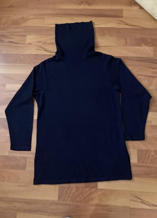 Светр. вовна