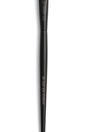 Кисть для нанесения теней mary kay