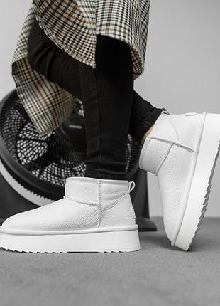 Жіночі уги lisann white уггі білого кольору