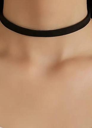 Чорний оксамитовий бархатний блискучий чокер новий