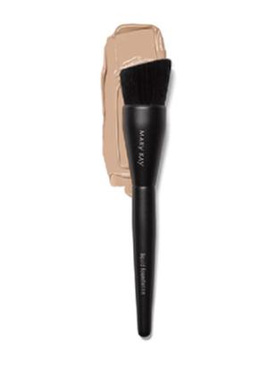 Кисть для нанесения основы под макияж mary kay