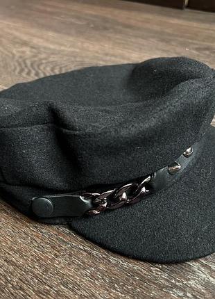 Кепка берет