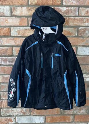 Термокуртка- горнолыжная очень классная на 11-12 лет