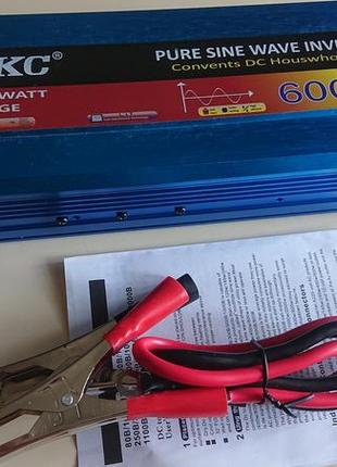 Инвертор1200вт чистый синус.рабочая -600вт.преобразователь 12в/220в.чистая синусоида!