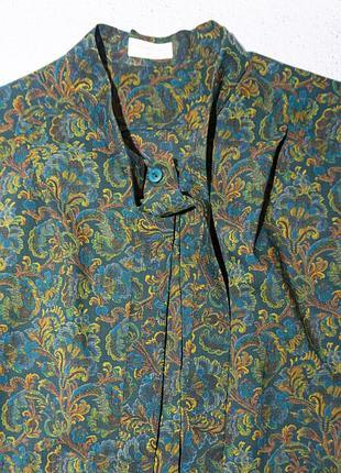 Вінтажна блуза у ретро стилі з завязками вільного пошиву