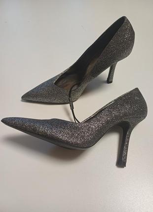 Туфлі zara