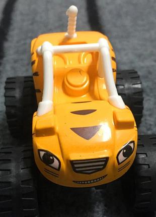 Ігровий набір 4 машинки. машинки з очима. іграшковий позашляховик 8