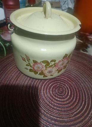 Ведерко эмальорированное с деревянной ручкой сср