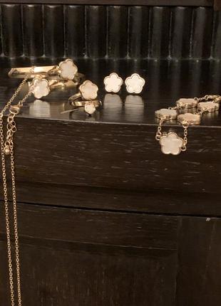 Набор украшений комплект новые брендовые браслет серьги колье цепочка кулон новые...