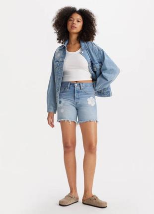 Женские джинсовые шорты 501 levi's c необработанными краями