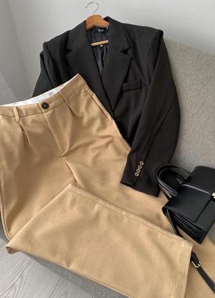 Брюки классические bershka бежевые
